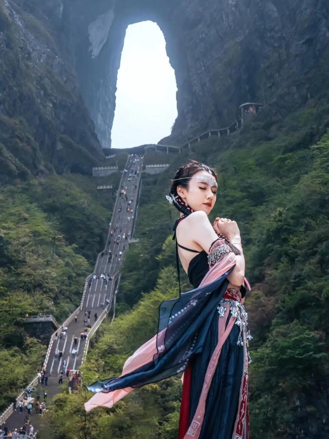Zhangjiajie Hero Boutique Hotel Екстер'єр фото