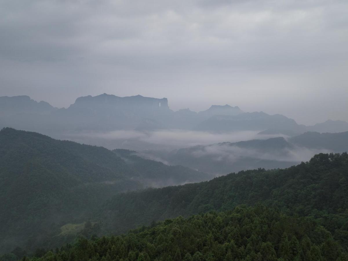 Zhangjiajie Hero Boutique Hotel Екстер'єр фото